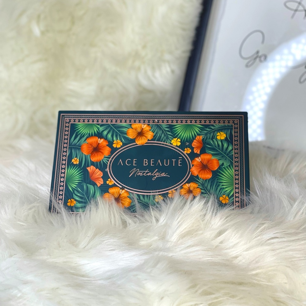 ACE BEAUTE NOSTALGIA PALETTE